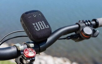 JBL lança caixa de som portátil para bike
