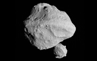 Missão da Nasa descobre asteroide orbitado por uma lua própria