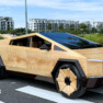 Cybertruck da Tesla de madeira