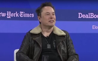 Elon Musk diz que não precisa de anunciantes no X e xinga quem boicotou